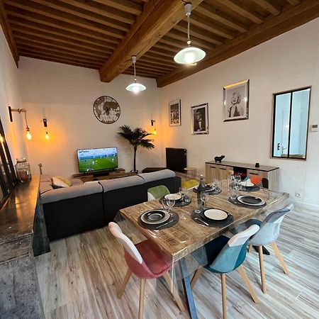 Appartement 6 Personnes - Au Coeur Du Centre Ville Паре-ле-Моньяль Экстерьер фото